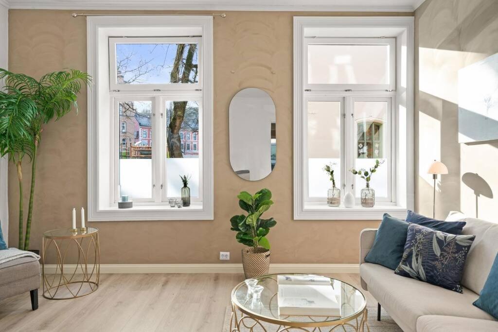 Apartment Fancy By Train Station Oslo